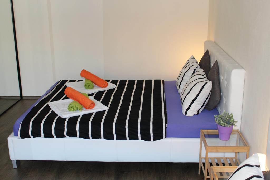 Go Native Prague Apartment Ngoại thất bức ảnh