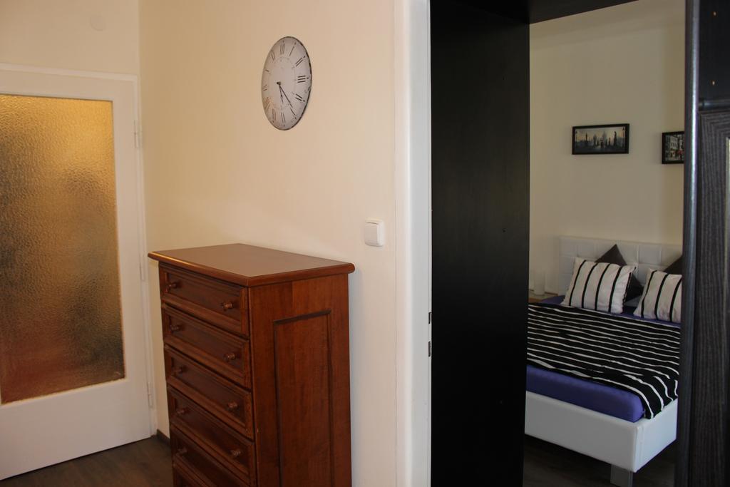 Go Native Prague Apartment Ngoại thất bức ảnh